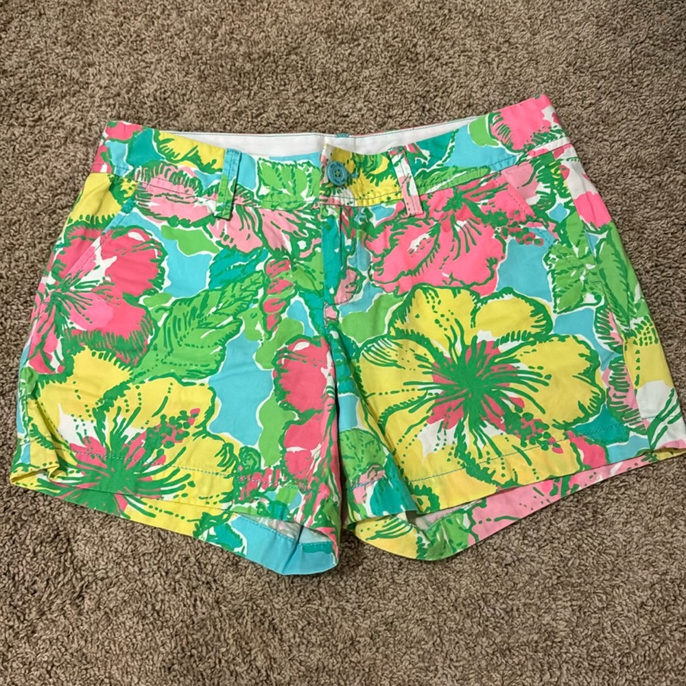 EUC Lilly Pulitzer Callahan short size 6